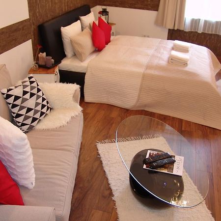 Romantic Centrum Apartman Будапеща Екстериор снимка