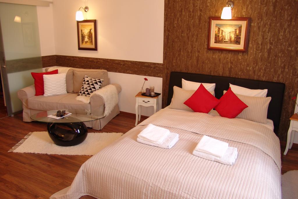Romantic Centrum Apartman Будапеща Екстериор снимка